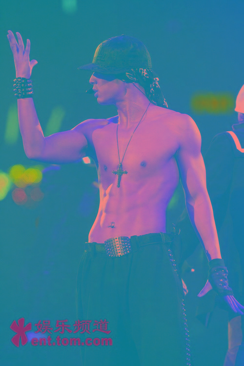 http://www.fjsenfa.cn/pics/star/pic/e4123fdd25340ffb7072978b206fceab.jpg