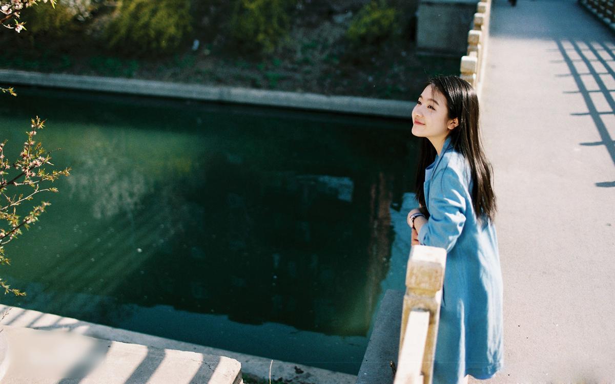 http://www.fjsenfa.cn/pics/star/pic/e888622bdc104d815d6d2ffdefee5513.jpg