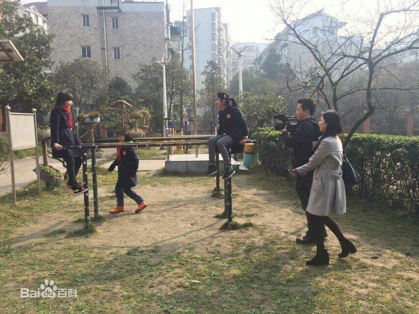 http://www.fjsenfa.cn/pics/star/pic/ebe09b1274571cb1f31fb8cba269ddcc.jpg