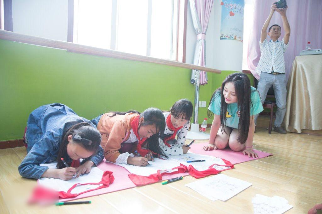 http://www.fjsenfa.cn/pics/star/pic/ecc9d1ac89c9bd8754c0d35925e95a1a.jpg