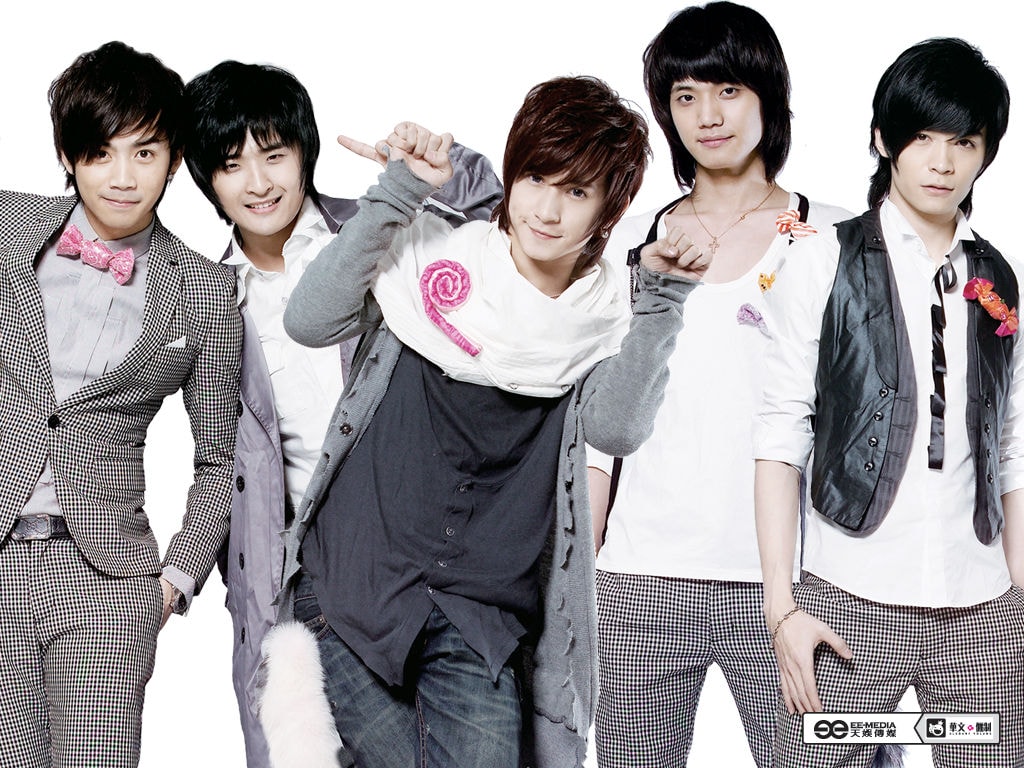 http://www.fjsenfa.cn/pics/star/pic/ed32/a08e92f861e3e17c469251f8ba37.jpg