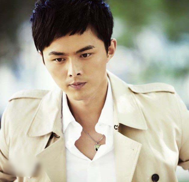 http://www.fjsenfa.cn/pics/star/pic/ed8c38a9923d7d63deb99ac2aa7677f3.jpg