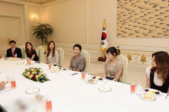 http://www.fjsenfa.cn/pics/star/pic/f7e402ef18b2ee5ceef5ea57bc67c3ae.jpg