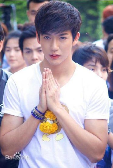 http://www.fjsenfa.cn/pics/star/pic/f7e4449b849871129a142cf0277549e7.jpg