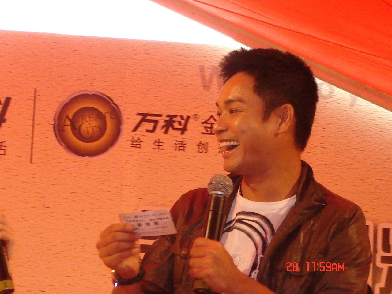 http://www.fjsenfa.cn/pics/star/pic/f9f15c41fc62327baf8468113e6d27e8.jpg