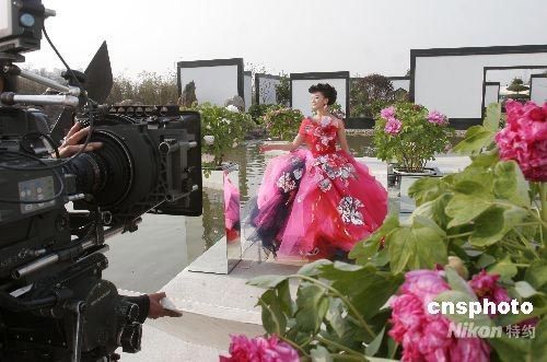http://www.fjsenfa.cn/pics/star/pic/fb8fdad82ef85993300f0849e411034a.jpg